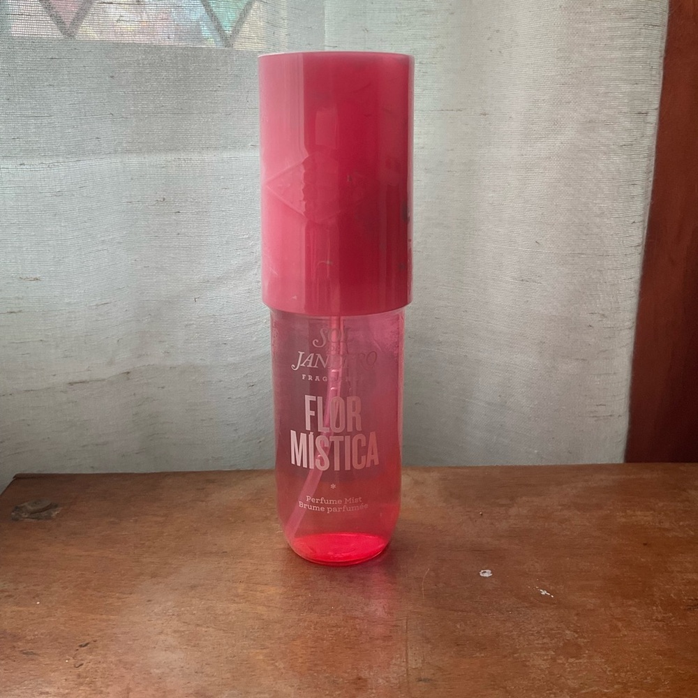 Limited Edition Sol de Janeiro Flor Mistica Perfume Mist - Pink 3 oz.